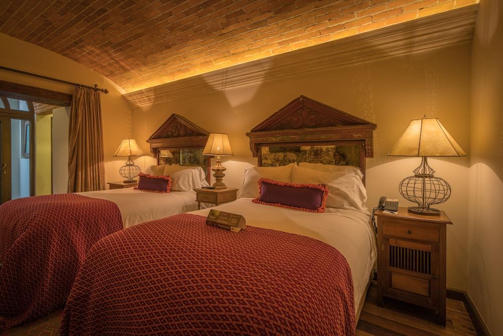 Pensativo House Hotel (Adults Only) Antigua Bagian luar foto
