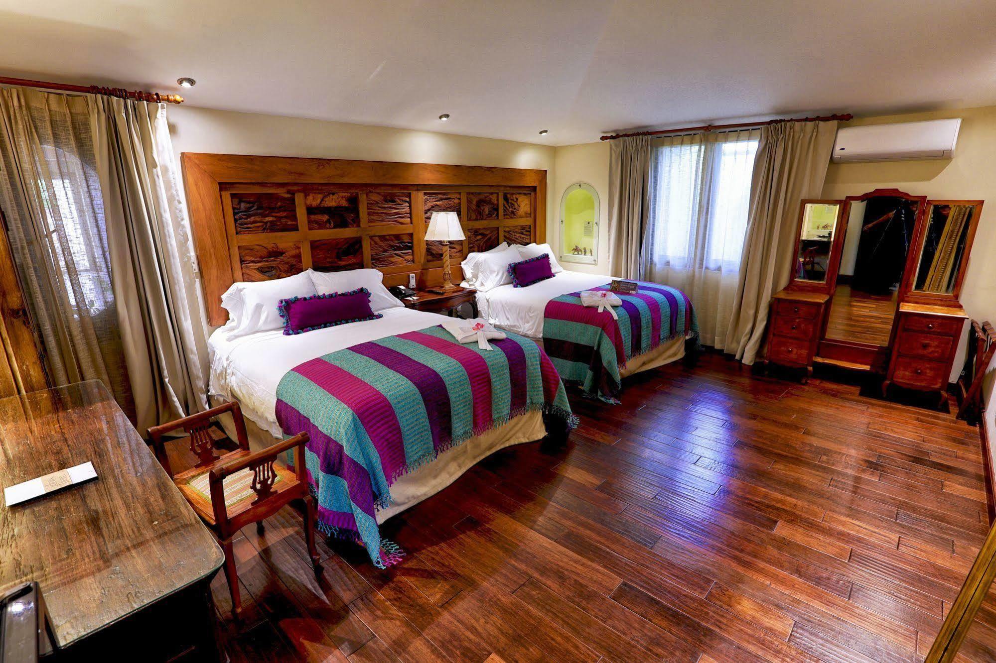 Pensativo House Hotel (Adults Only) Antigua Bagian luar foto