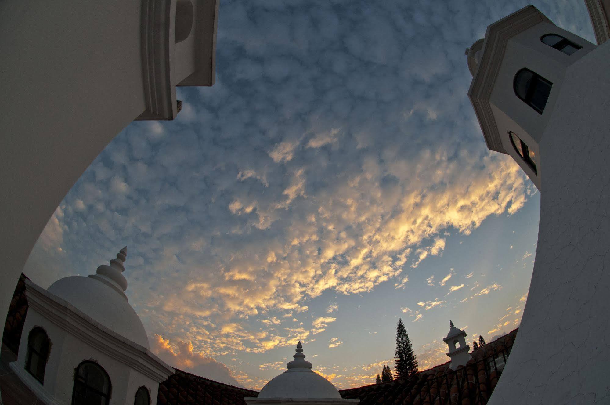 Pensativo House Hotel (Adults Only) Antigua Bagian luar foto